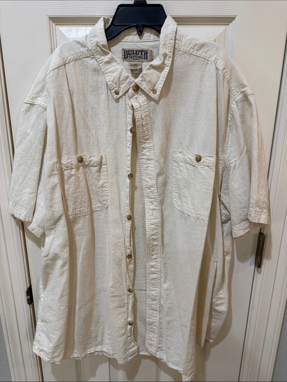 Duluth Trading Co Men's Short-Sleeve Button-Down Shirt in Off-White